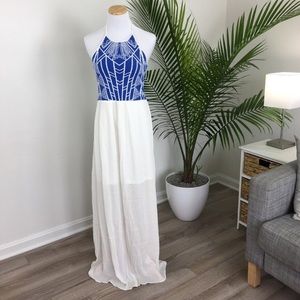 SOLD ❌❌❌ Blue & White Maxi Dress